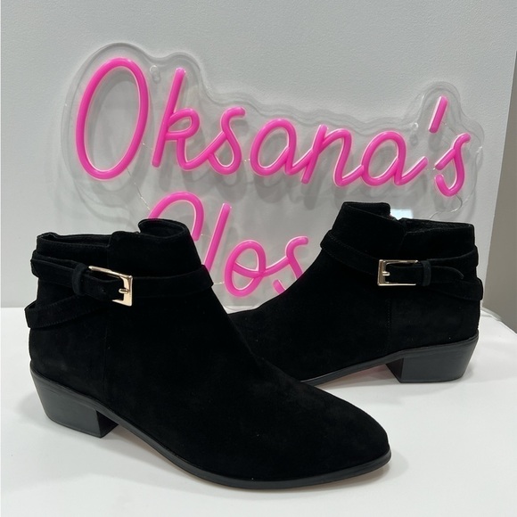 Barneys New York Angela Black Suede Bootie size 8 - Picture 4 of 12